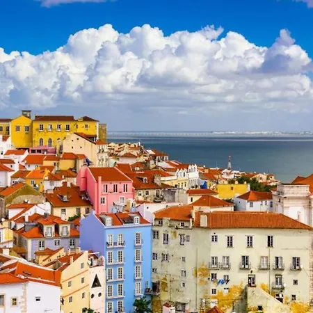 Alfama 52 Unique Apt With Pituresque Balcony *