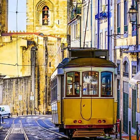 Apartamento Alfama 52 Unique Apt With Pituresque Balcony Lisboa